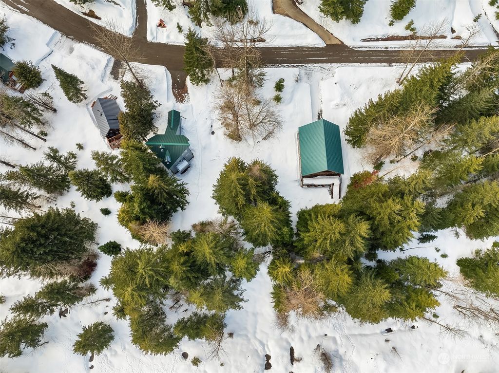 Photo of 22 Chamonix Place, Snoqualmie Pass, WA 98068 (MLS # 2200192)