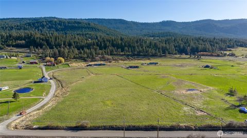 Photo of 341 Tetons Lane, Cle Elum, WA 98922 (MLS # 2504752)