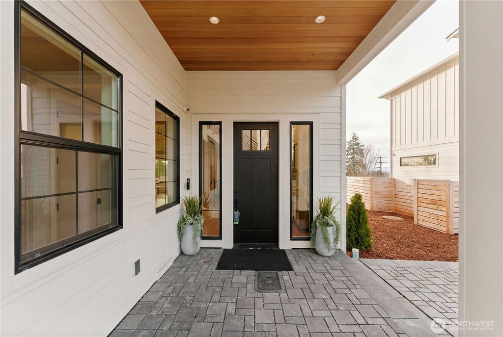 Photo of 12811 SE 44th Place, Bellevue, WA 98006 (MLS # 2484585)