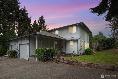Photo of 20322 33rd Avenue W #B, Lynnwood, WA 98036 (MLS # 2535188)