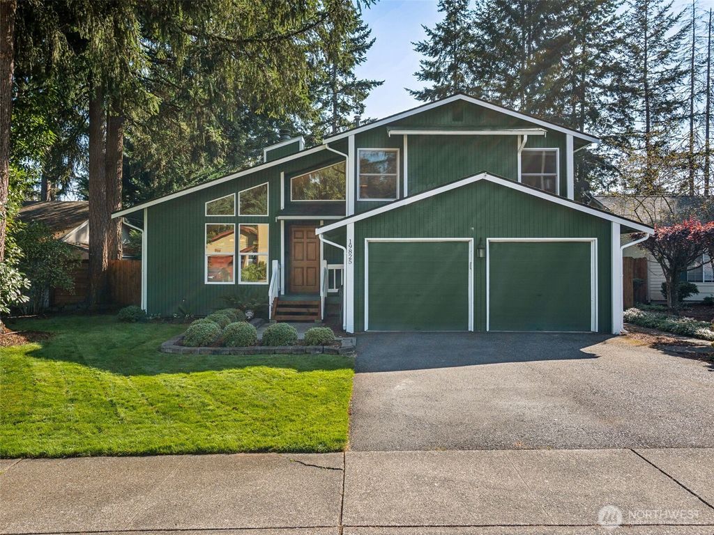 Photo of 19825 SE 267th Place, Covington, WA 98042 (MLS # 2438878)