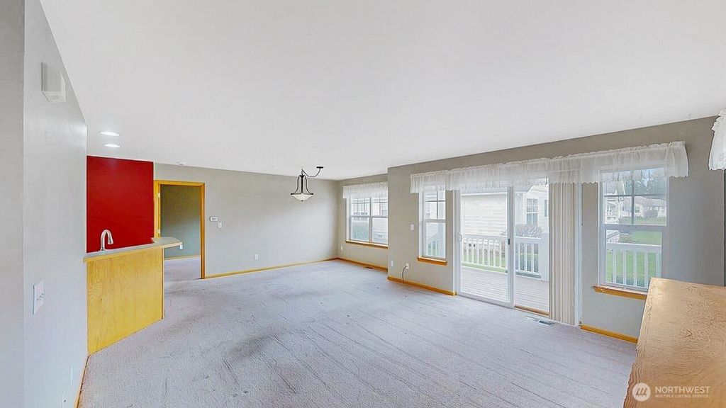 Photo of 1129 Lopez Lane, Burlington, WA 98233 (MLS # 2484721)