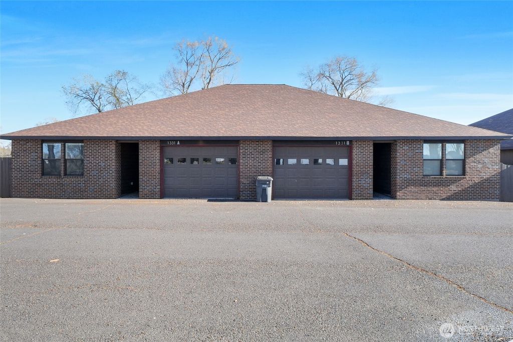 Photo of 1331 NE Nanto Road #A&amp;B, Moses Lake, WA 98837 (MLS # 2501139)