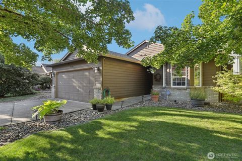 Photo of 17420 SE 18th Street, Vancouver, WA 98683 (MLS # 2436867)