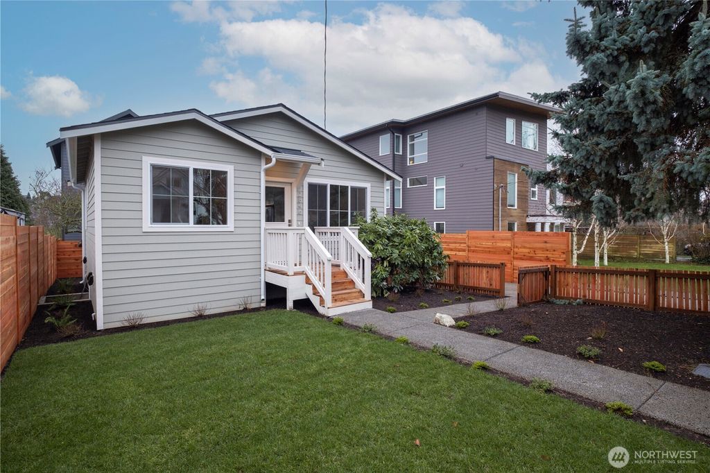 Photo of 2846 22nd Avenue W, Seattle, WA 98199 (MLS # 2460369)