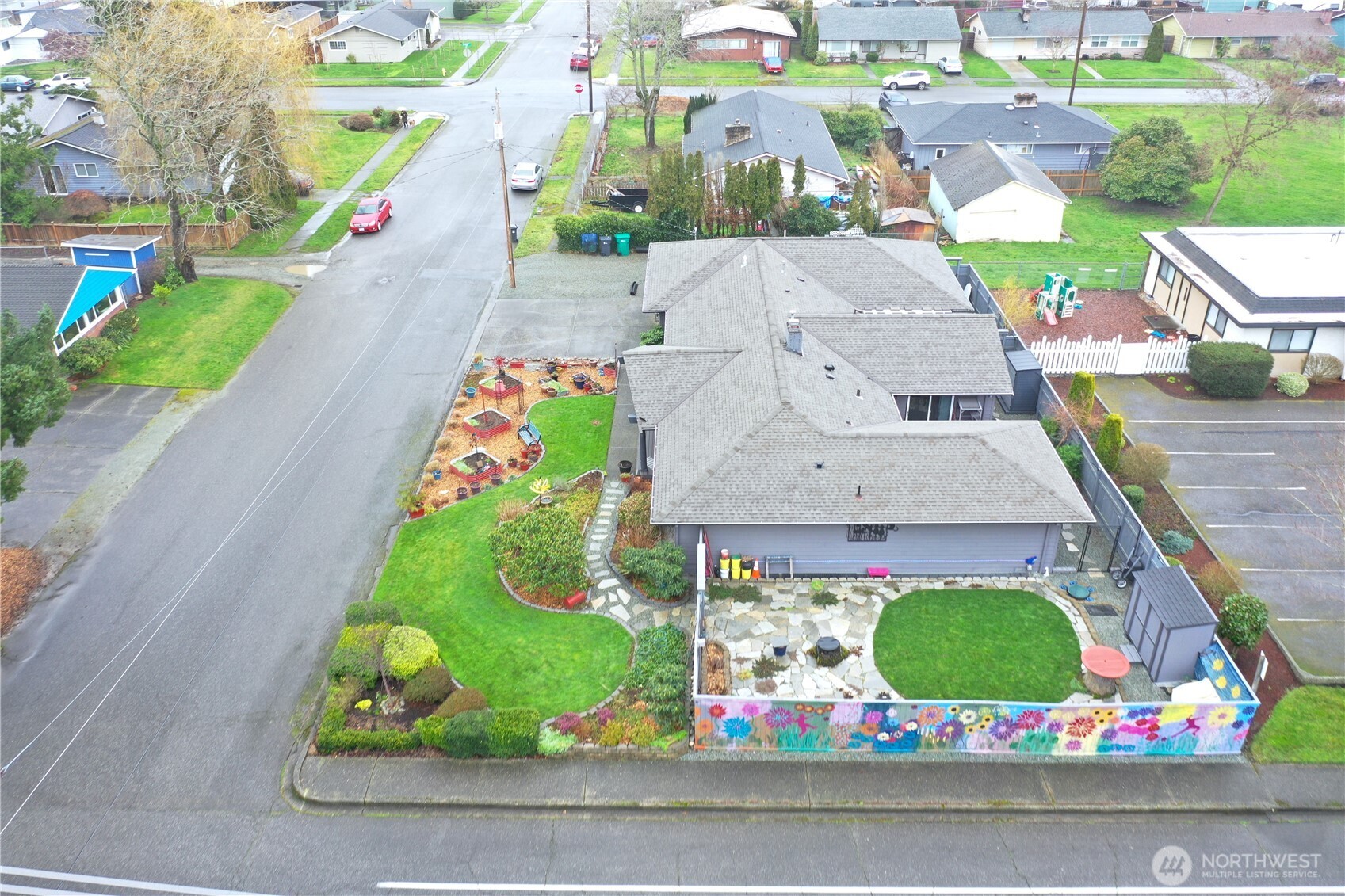 1304 Hillcrest Parkway