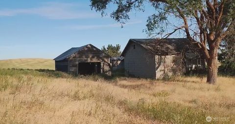 Photo of 39681 Bluestem Road E, Davenport, WA 99122 (MLS # 2465954)