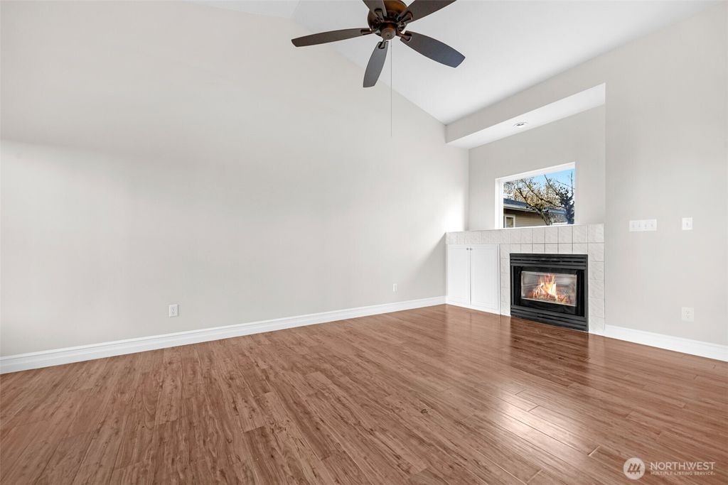 Photo of 217 112th Street SW #B102, Everett, WA 98204 (MLS # 2469801)