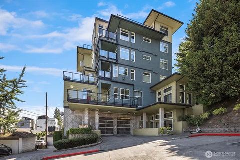 Photo of 655 Crockett Street #B301, Seattle, WA 98109 (MLS # 2557274)