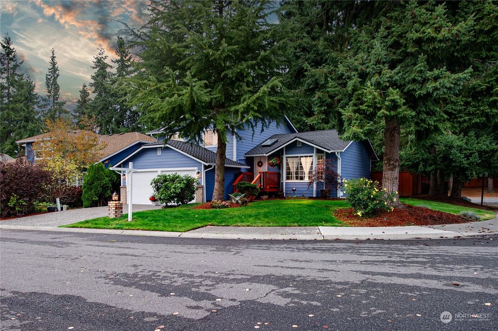 Photo of 5611 112th Place SW, Mukilteo, WA 98275 (MLS # 2167126)