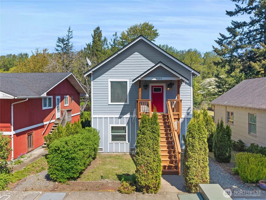 Photo of 8084 Falls Avenue SE, Snoqualmie, WA 98065 (MLS # 2508521)