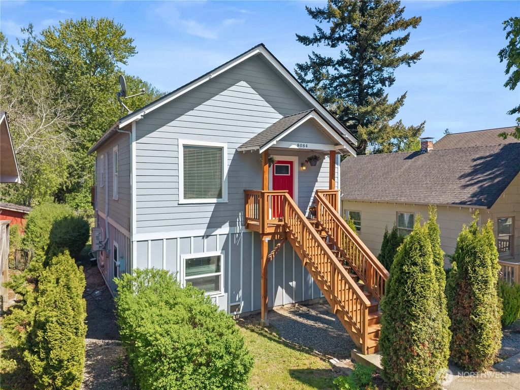 Photo of 8084 Falls Avenue SE, Snoqualmie, WA 98065 (MLS # 2508521)