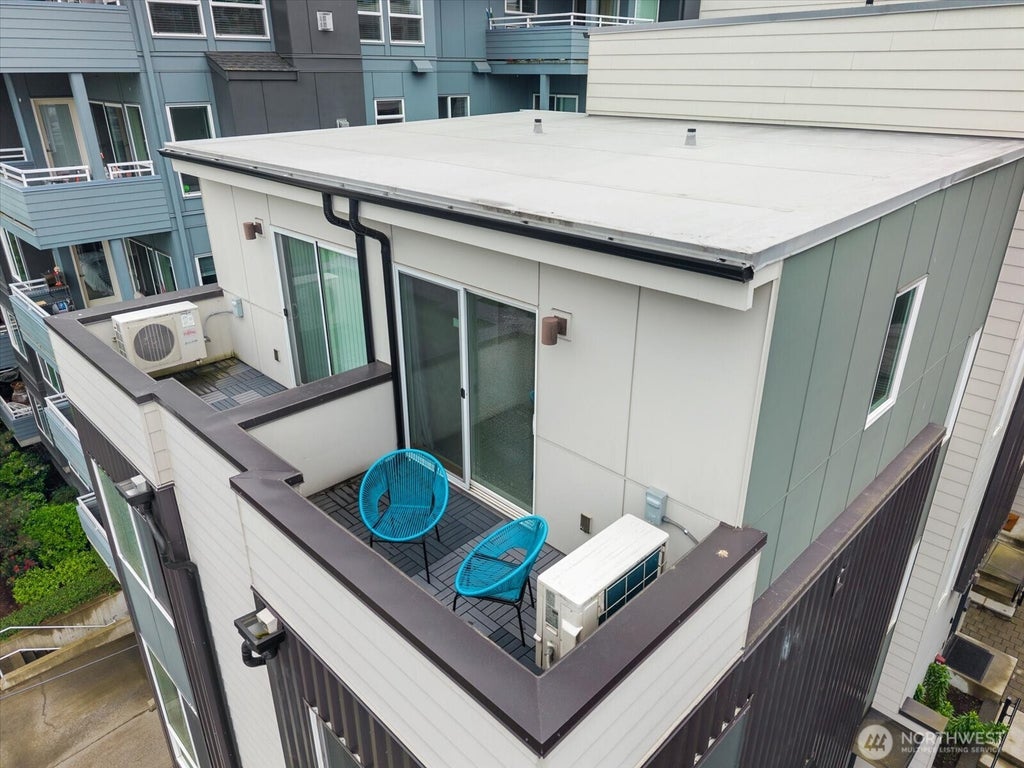 Photo of 3104 SW Avalon Way #G, Seattle, WA 98126 (MLS # 2545403)