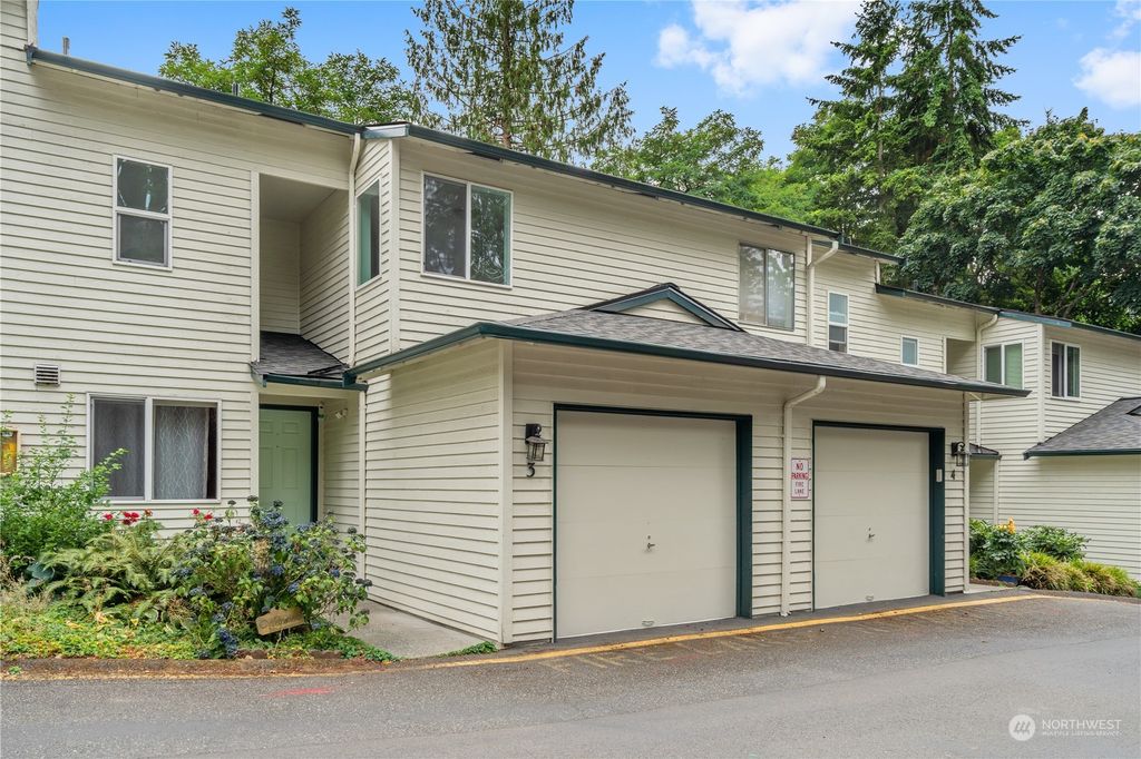Photo of 15307 15th Avenue NE #3, Shoreline, WA 98155 (MLS # 2277613)