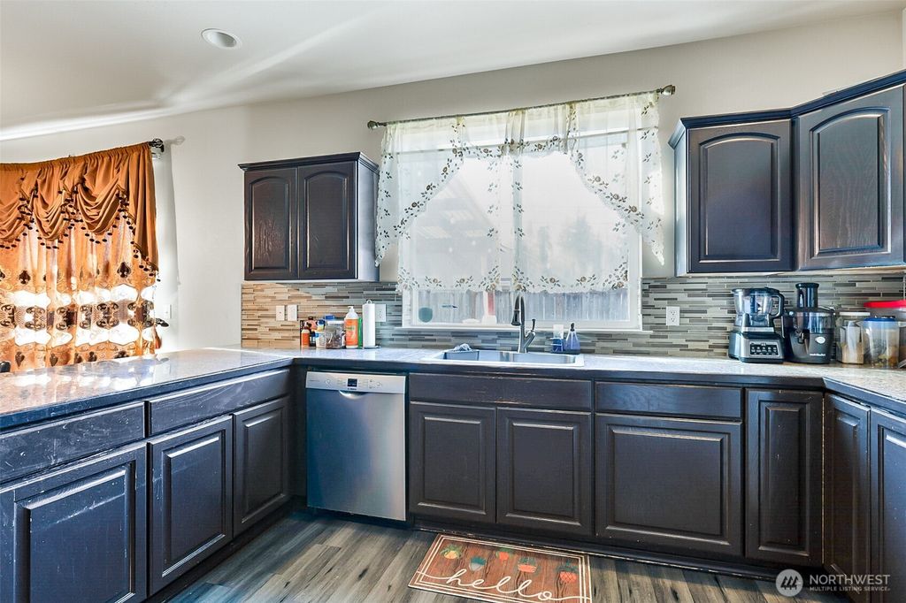 Photo of 5114 117th Street SE, Everett, WA 98208 (MLS # 2335722)