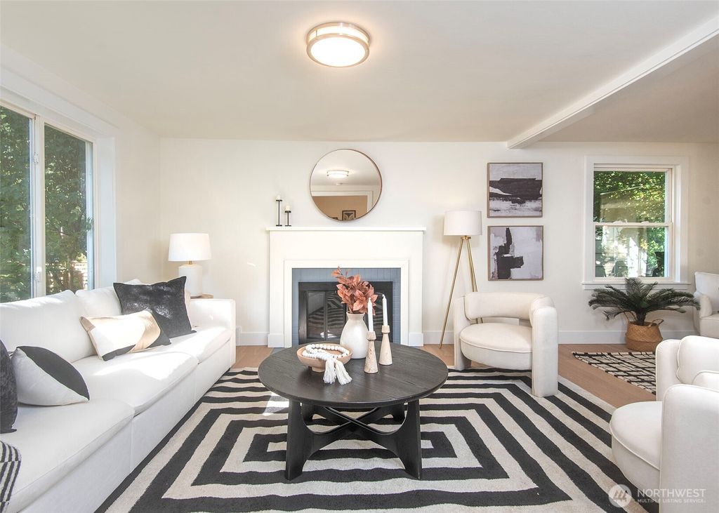 Photo of 2310 NE 94th Street, Seattle, WA 98115 (MLS # 2433724)