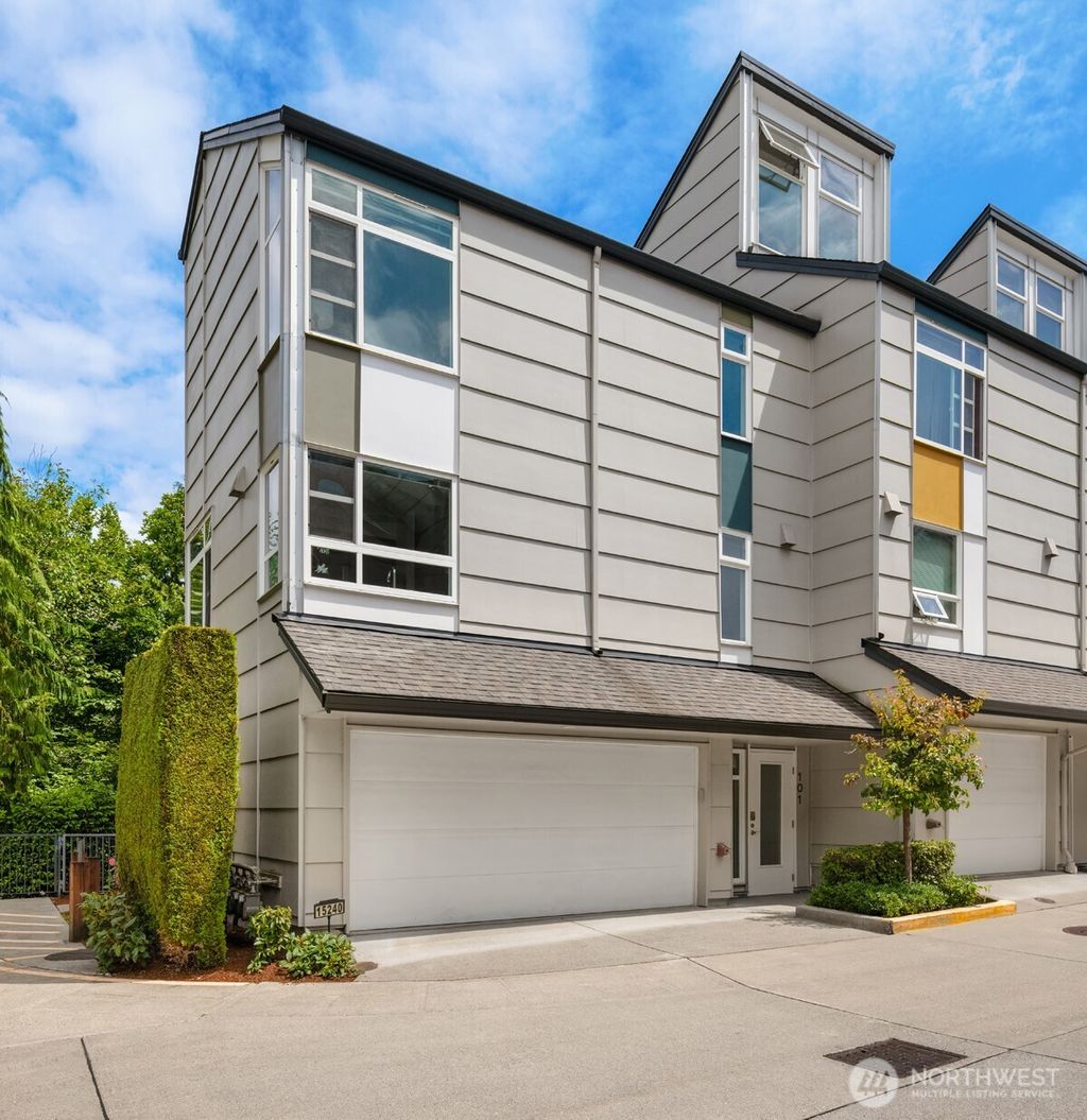Photo of 15240 NE 81st Way #101, Redmond, WA 98052 (MLS # 2406580)
