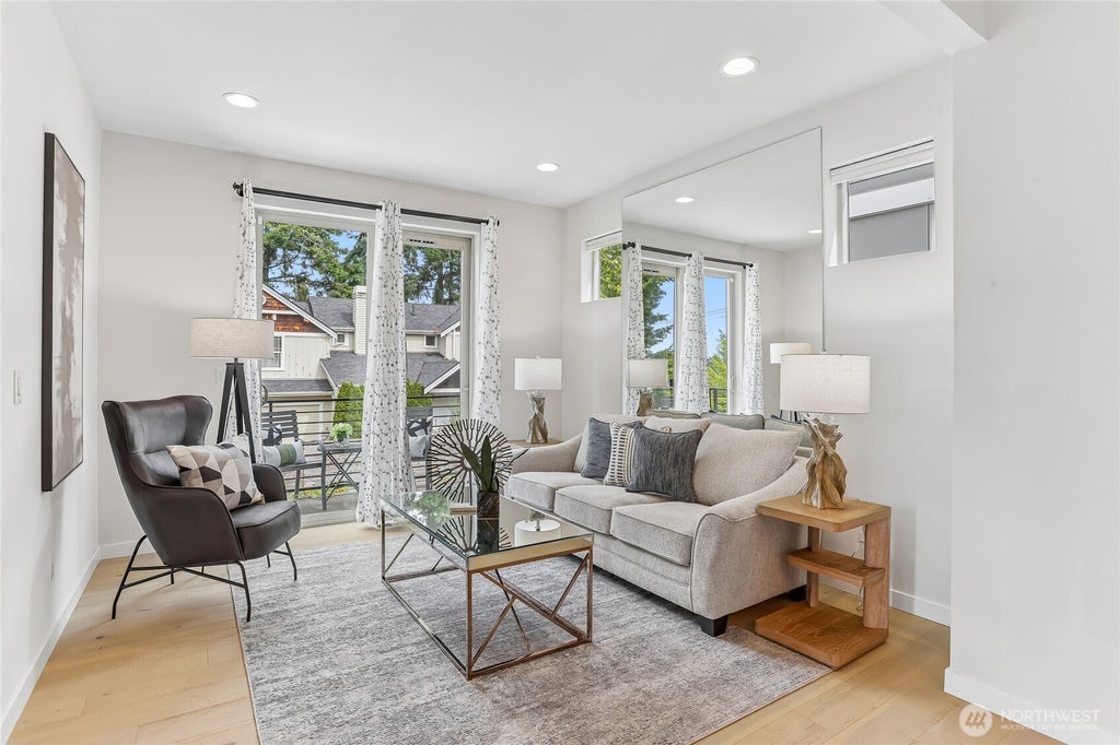 Photo of 8312 120th Avenue NE, Kirkland, WA 98033 (MLS # 2575450)