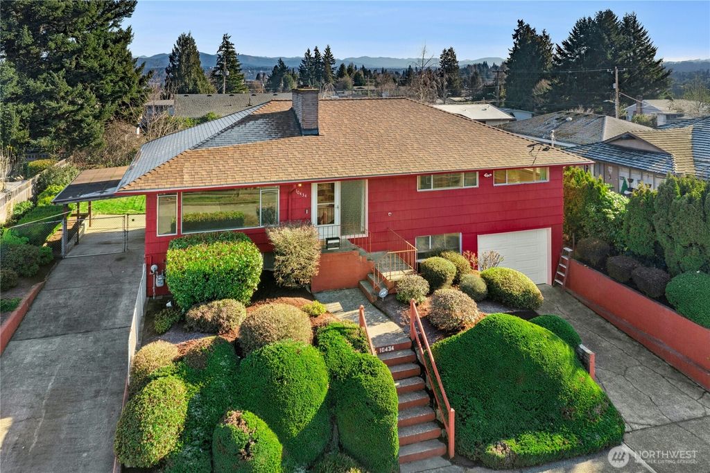 Photo of 10434 59th Avenue S, Seattle, WA 98178 (MLS # 2472112)