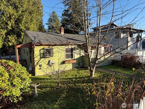 15822 26th Avenue NE Shoreline WA 98155