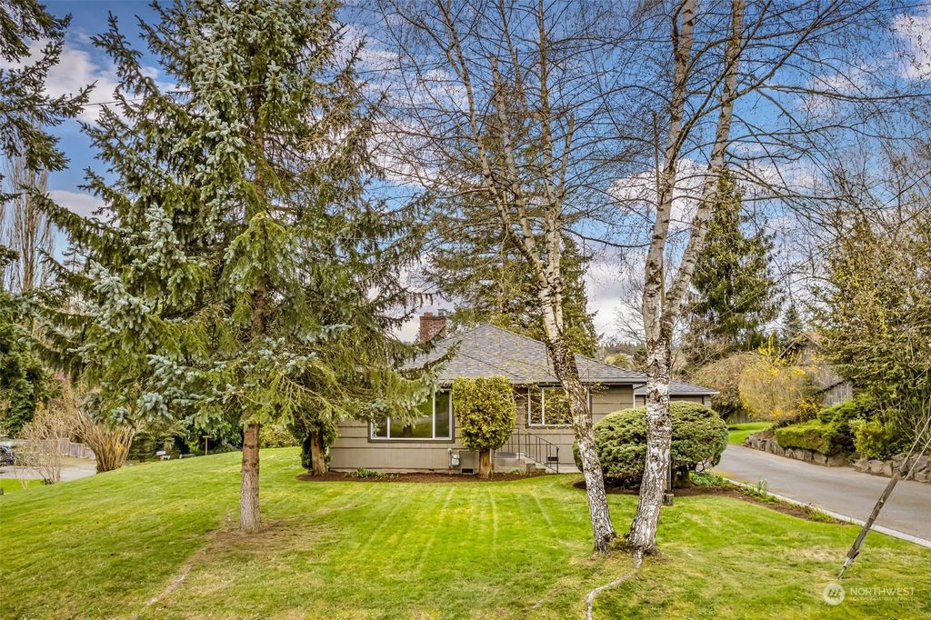 Photo of 24324 7th Avenue W, Bothell, WA 98021 (MLS # 2049885)