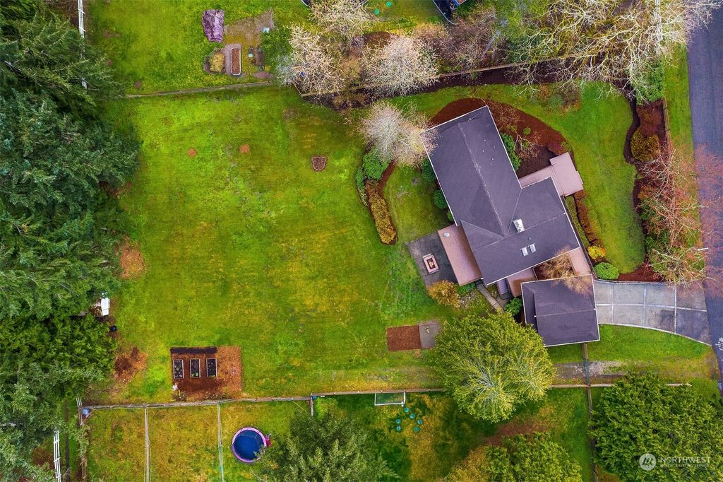 Photo of 4420 137th Avenue NE, Bellevue, WA 98005 (MLS # 2057244)