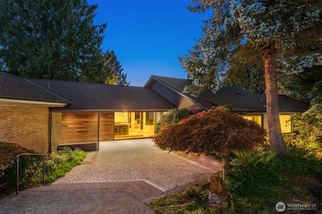 Photo of 4223 W Semple Street, Seattle, WA 98199 (MLS # 2435304)