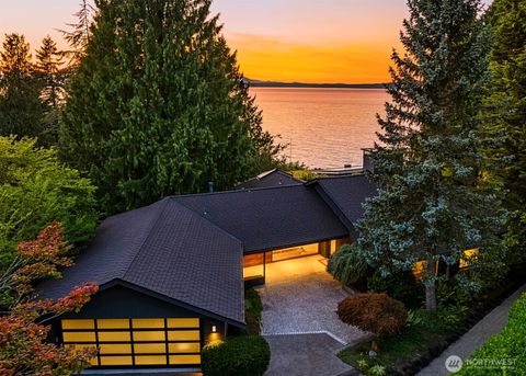 Photo of 4223 W Semple Street, Seattle, WA 98199 (MLS # 2435304)