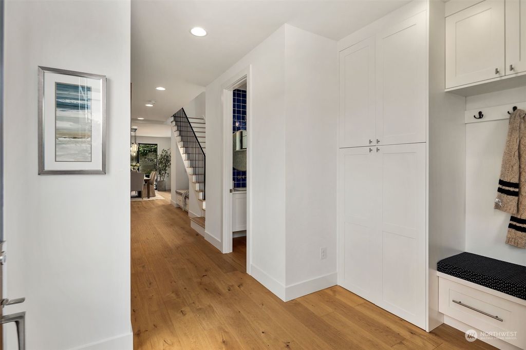 Photo of 223 3rd Avenue S, Kirkland, WA 98033 (MLS # 2075647)
