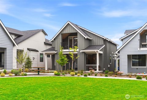Photo of 10329 135th Circle NE, Kirkland, WA 98033 (MLS # 2520320)