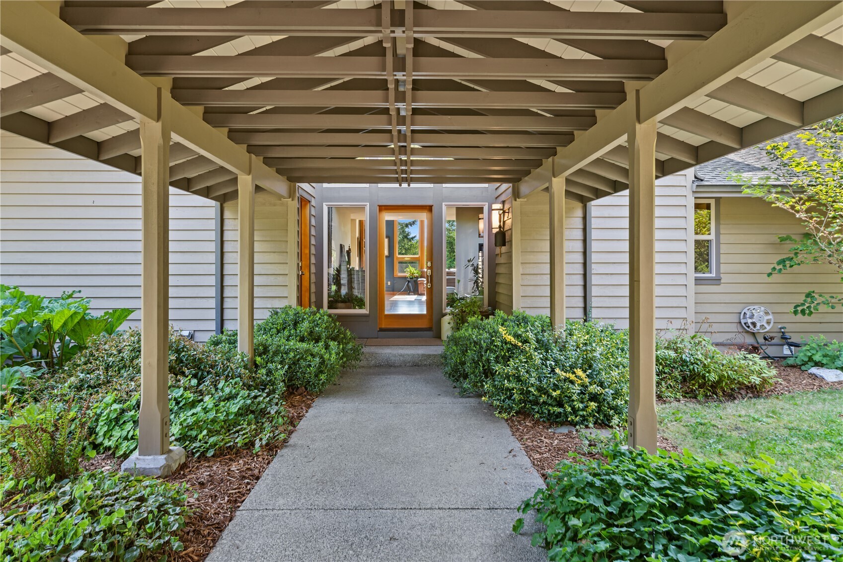 230 Blue Horizon Court