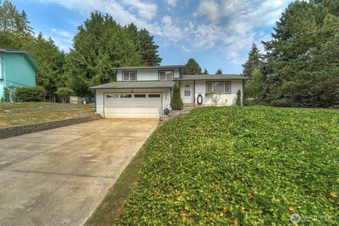 Photo of 7085 Thebes Street NE, Bremerton, WA 98311 (MLS # 2559935)