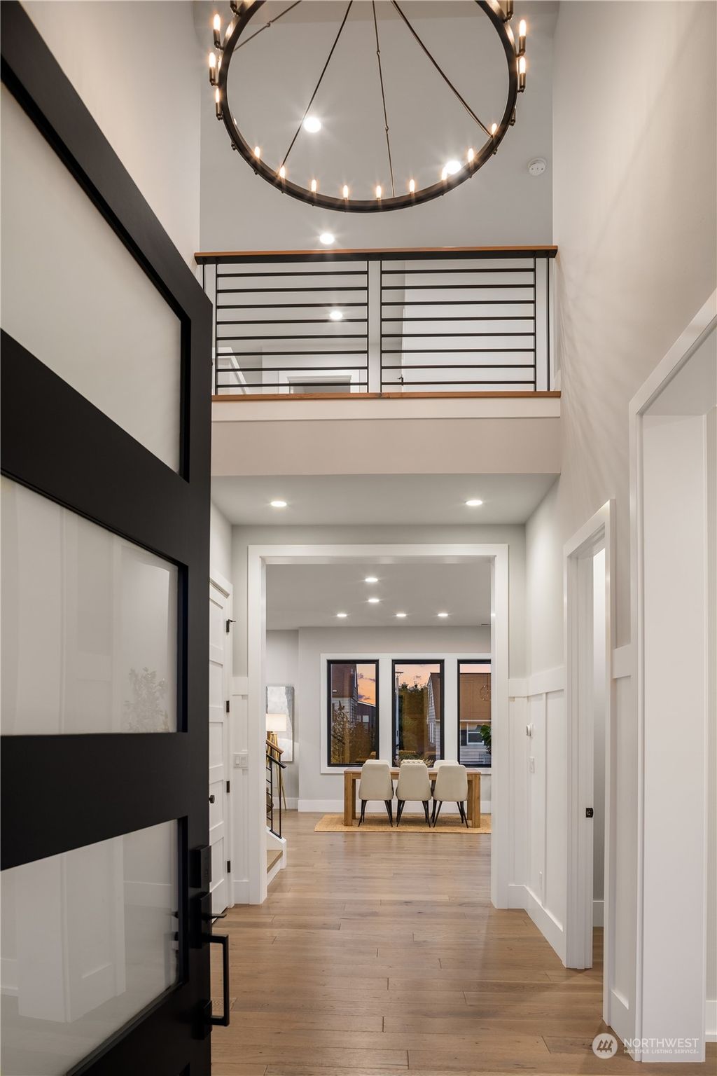 Photo of 7020 54th Avenue NE, Seattle, WA 98115 (MLS # 2144088)