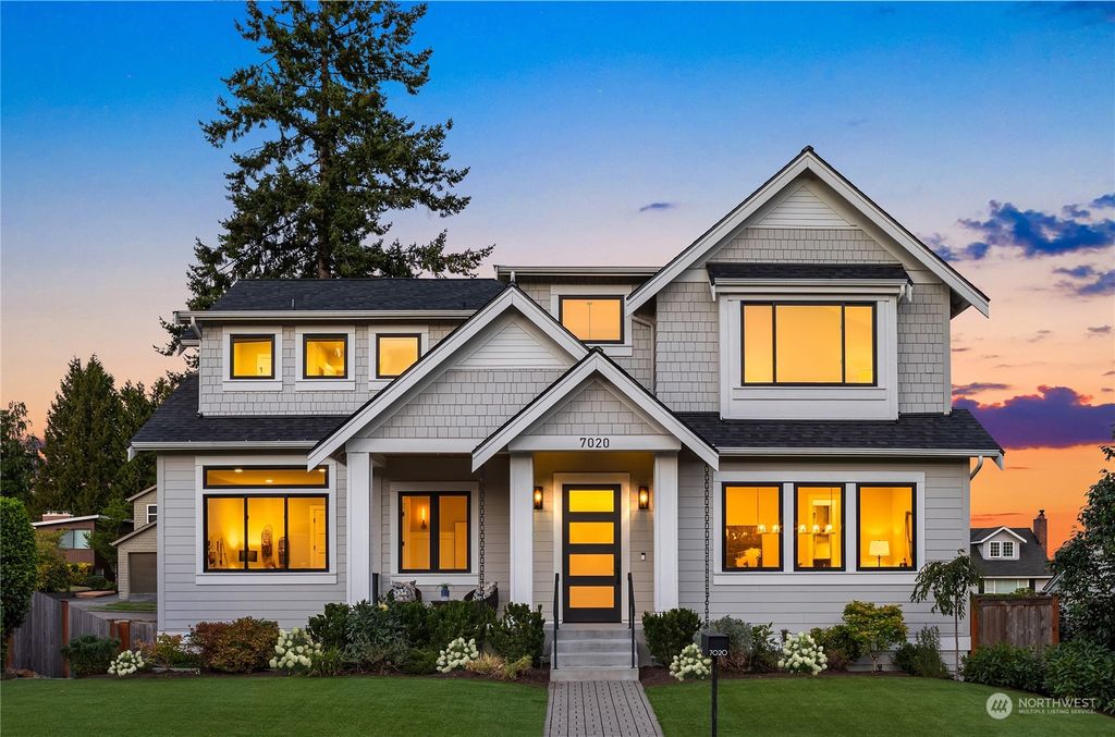 Photo of 7020 54th Avenue NE, Seattle, WA 98115 (MLS # 2144088)