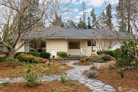 Photo of 3304 Plymouth Drive, Bellingham, WA 98225 (MLS # 2487462)