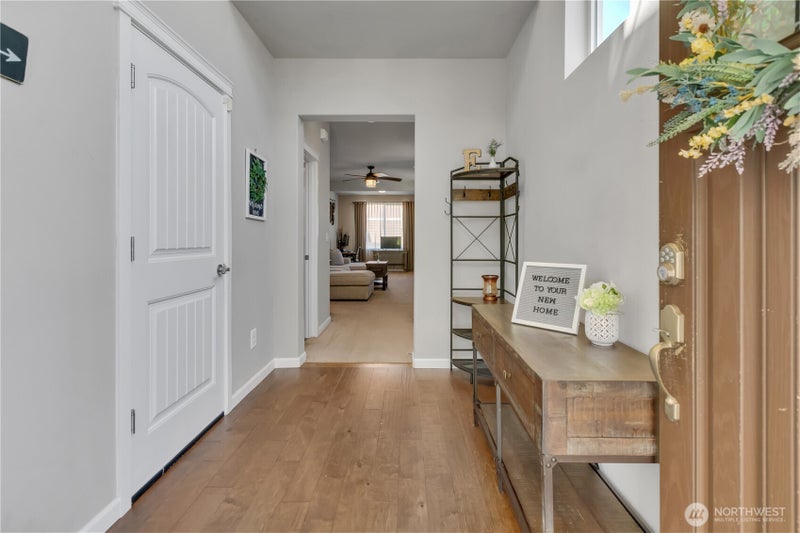 3813 Discovery Avenue SW