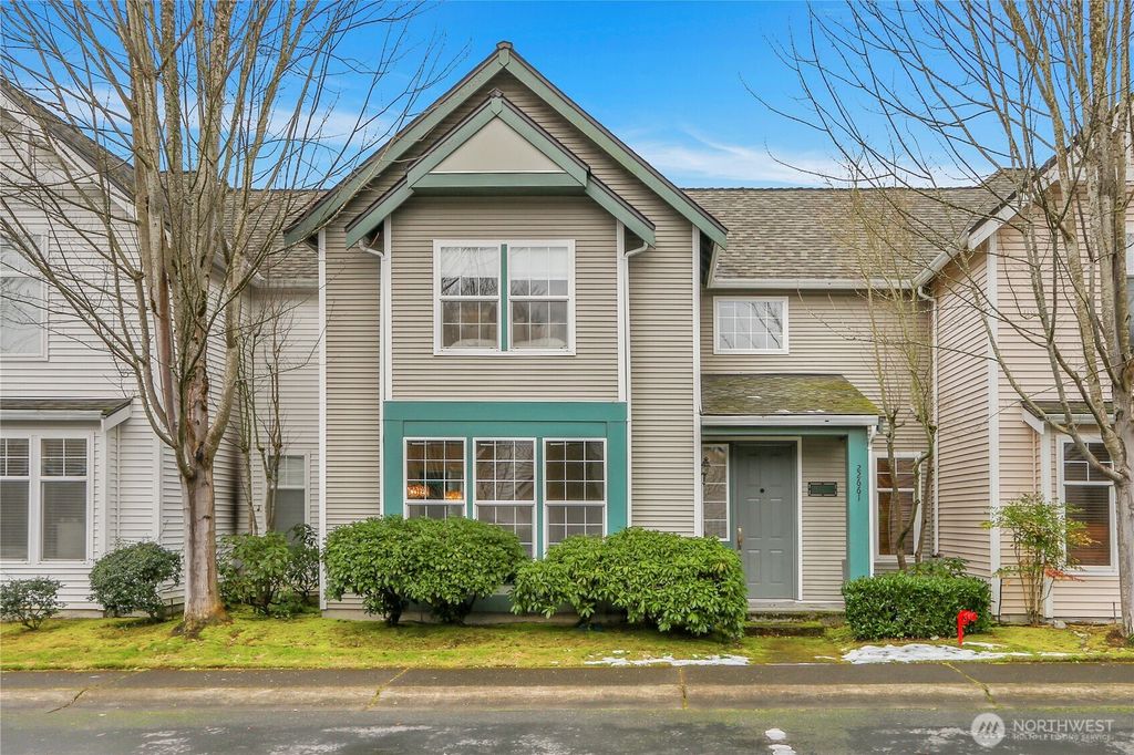 Photo of 22661 NE 5th Place #74, Sammamish, WA 98074 (MLS # 2334797)