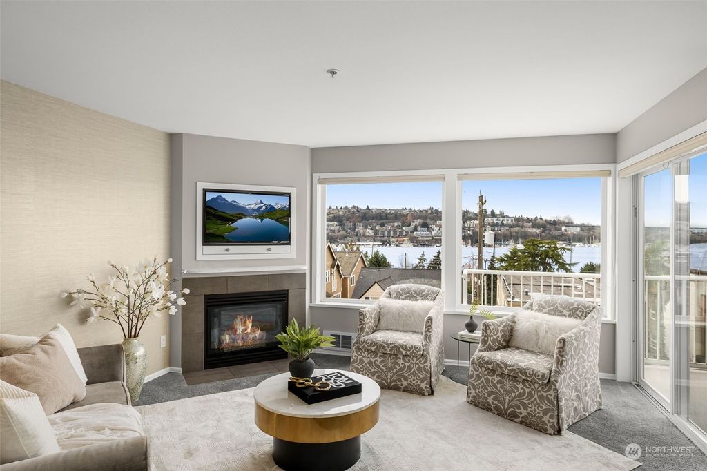 Photo of 2348 Yale Avenue E #302, Seattle, WA 98102 (MLS # 2324580)