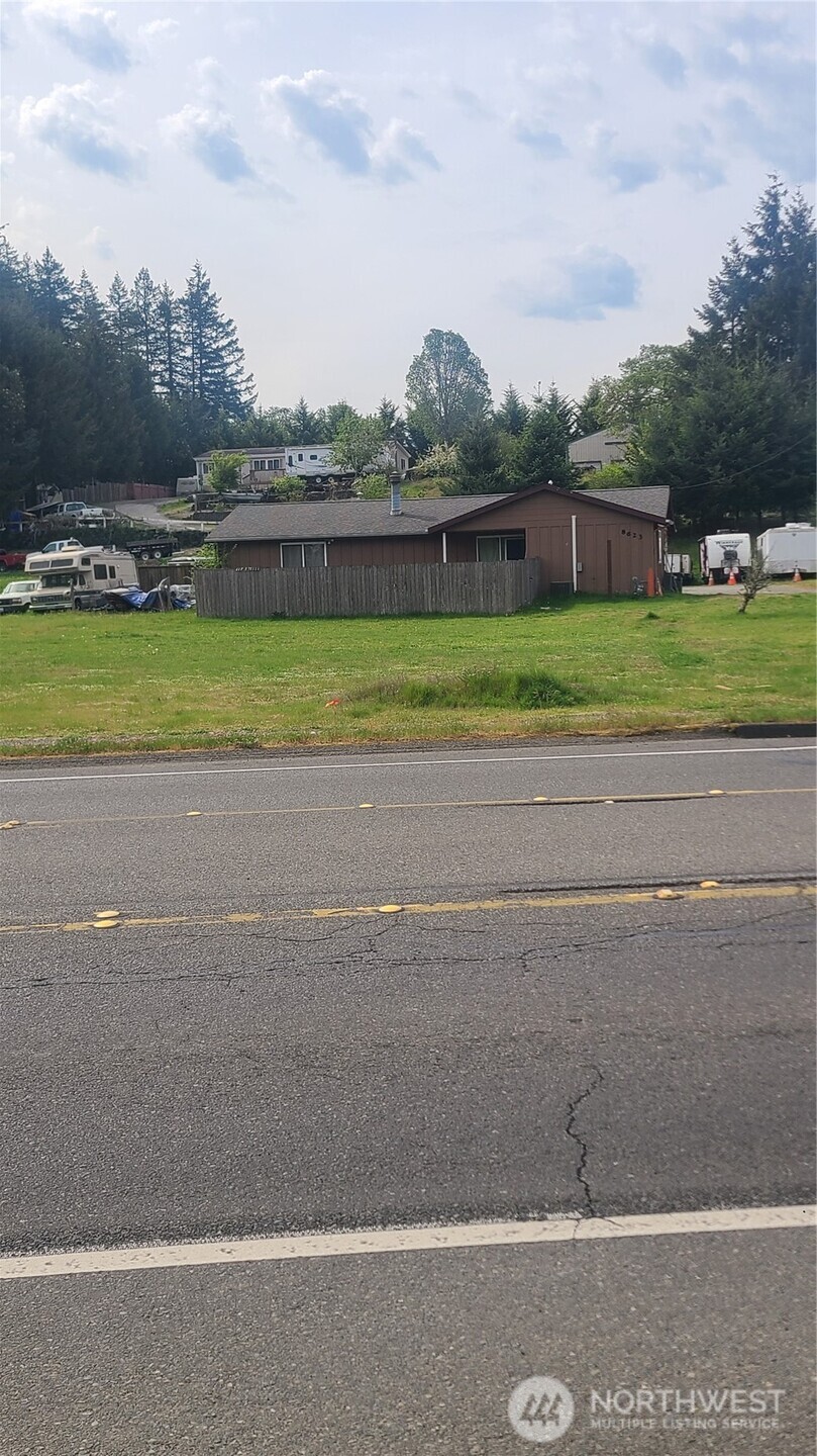 8623 Steilacoom Road SE A-B