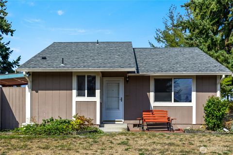 Photo of 727 Salzburg Lane SE, Olympia, WA 98513 (MLS # 2436049)