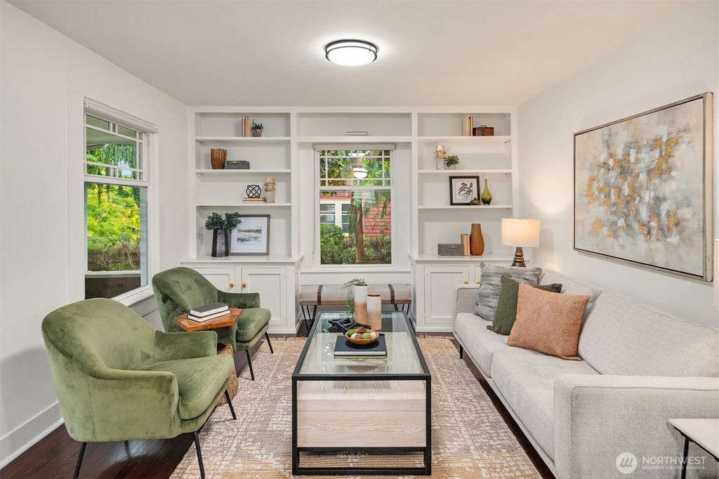 Photo of 8543 Ashworth Avenue N, Seattle, WA 98103 (MLS # 2433736)