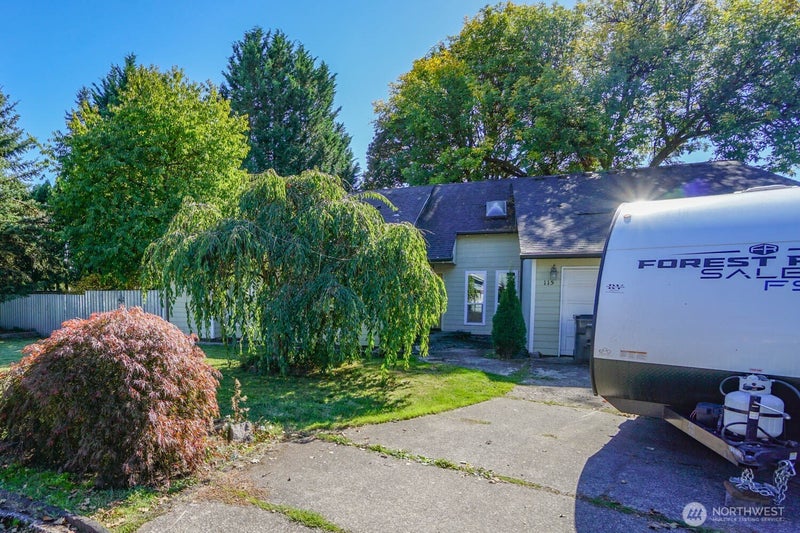 115 SW 3rd Street