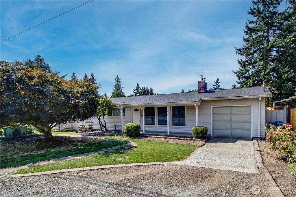 Photo of 19209 2nd Avenue S, Des Moines, WA 98148 (MLS # 2429563)
