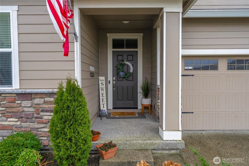 Photo of 6720 143rd Street Ct E, Puyallup, WA 98373 (MLS # 2469378)