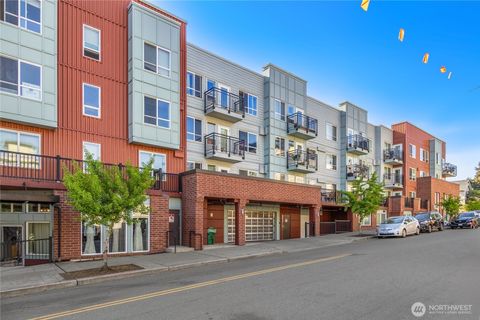 Photo of 424 N 85th Street #404, Seattle, WA 98103 (MLS # 2515577)