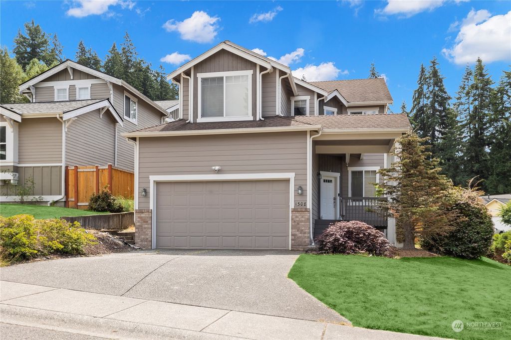 Photo of 1308 199th Street SW, Lynnwood, WA 98036 (MLS # 2270648)