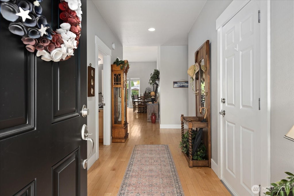 Photo of 20097 High Meadows Road SE, Monroe, WA 98272 (MLS # 2587492)