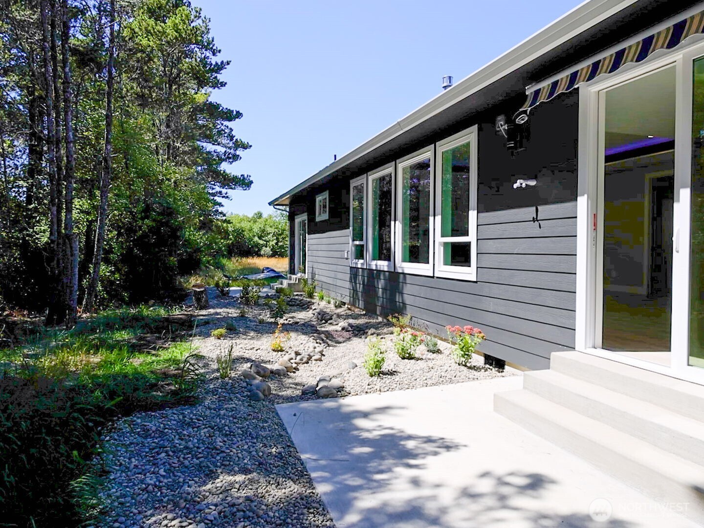 701 Shoreview Drive N