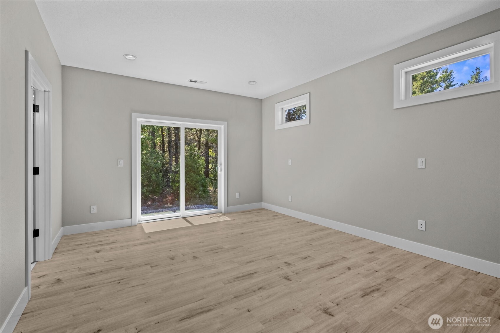 701 Shoreview Drive N