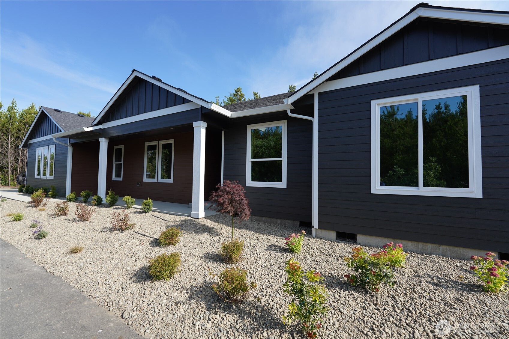 701 Shoreview Drive N
